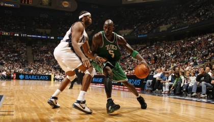 9游游戏官网-“英超激烈角逐：夺冠悬念持续升温”，英超争冠