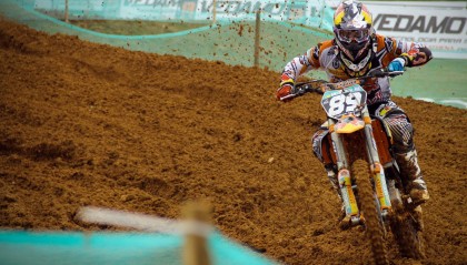 九游体育网址-《热血少年：青少年电竞赛事精彩纷呈》，热血少年tv