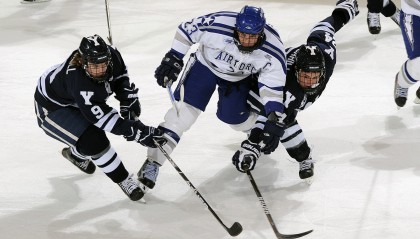 九游游戏中心-全国青少年“篮球先锋”系列公益活动在西安持续进行，惠及边远地区
