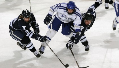 九游登录中心-冠军教头的秘密：如何激发球队潜能？，冠军 教练